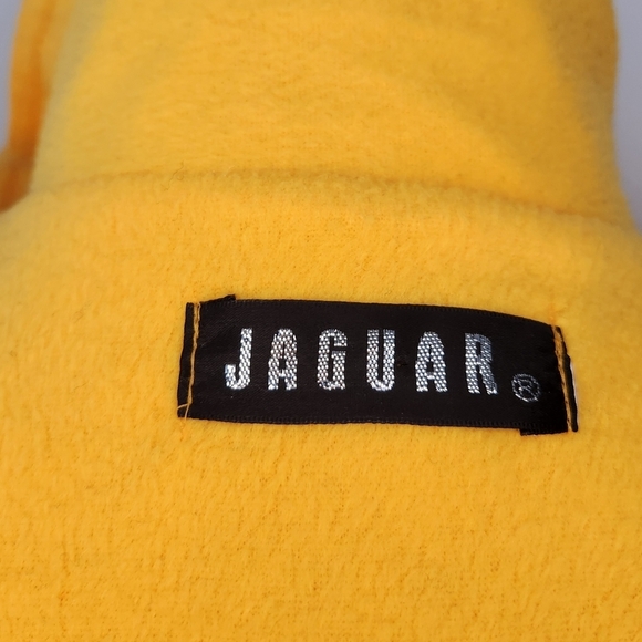 80s Jaguar Sports Car Vest - Picture 9 of 10